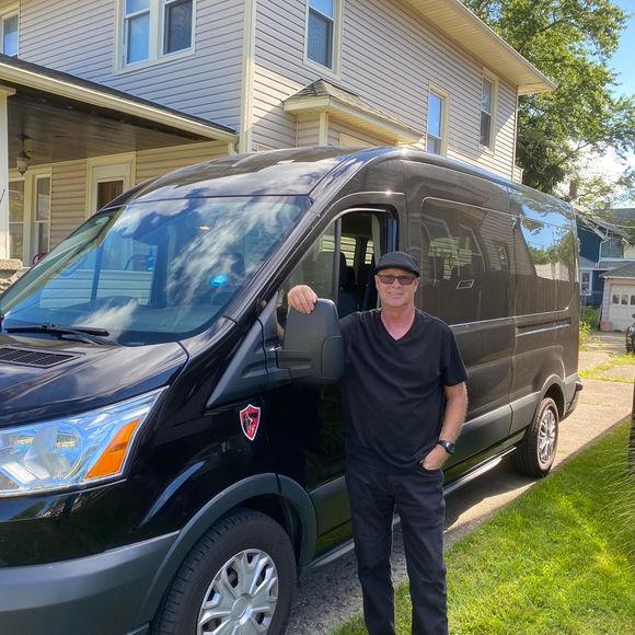 Meet your Posher, Gary - Picture 1 of 1